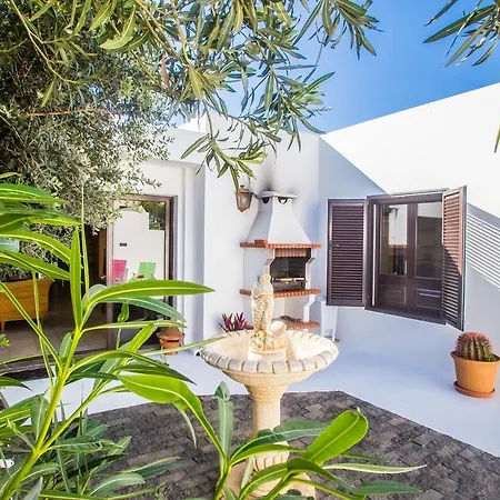 Chalet La Concha Feriehus Playa Honda (Lanzarote)